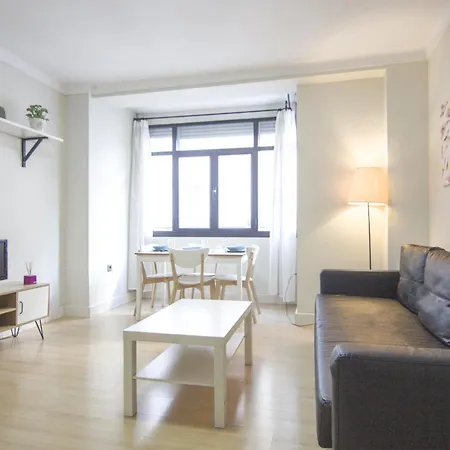 Rentalsevilla Genova * Séville